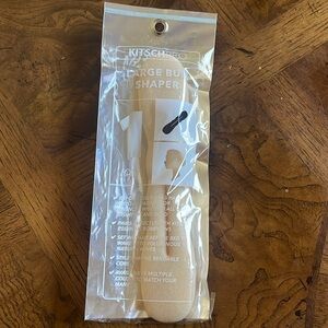 Kitsch Pro large bun shaper in beige NEW